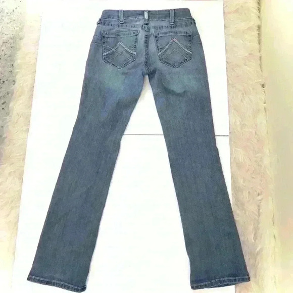 Ariat REAL Denim Light Wash Cotton Blue 5-Pocket Jeans - Picture 1 of 13
